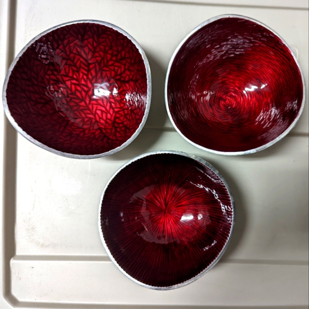Simply Designz set of three bowls